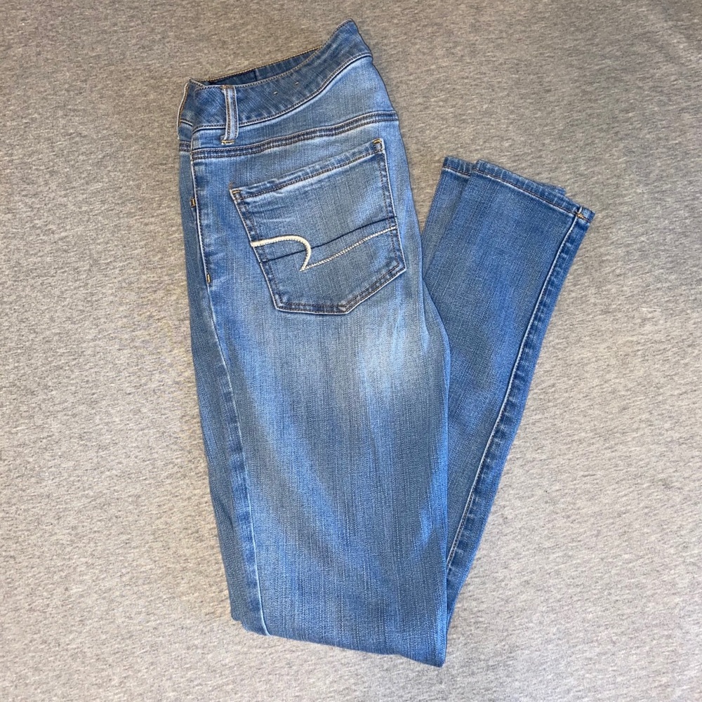 Light Wash AE Jeggings